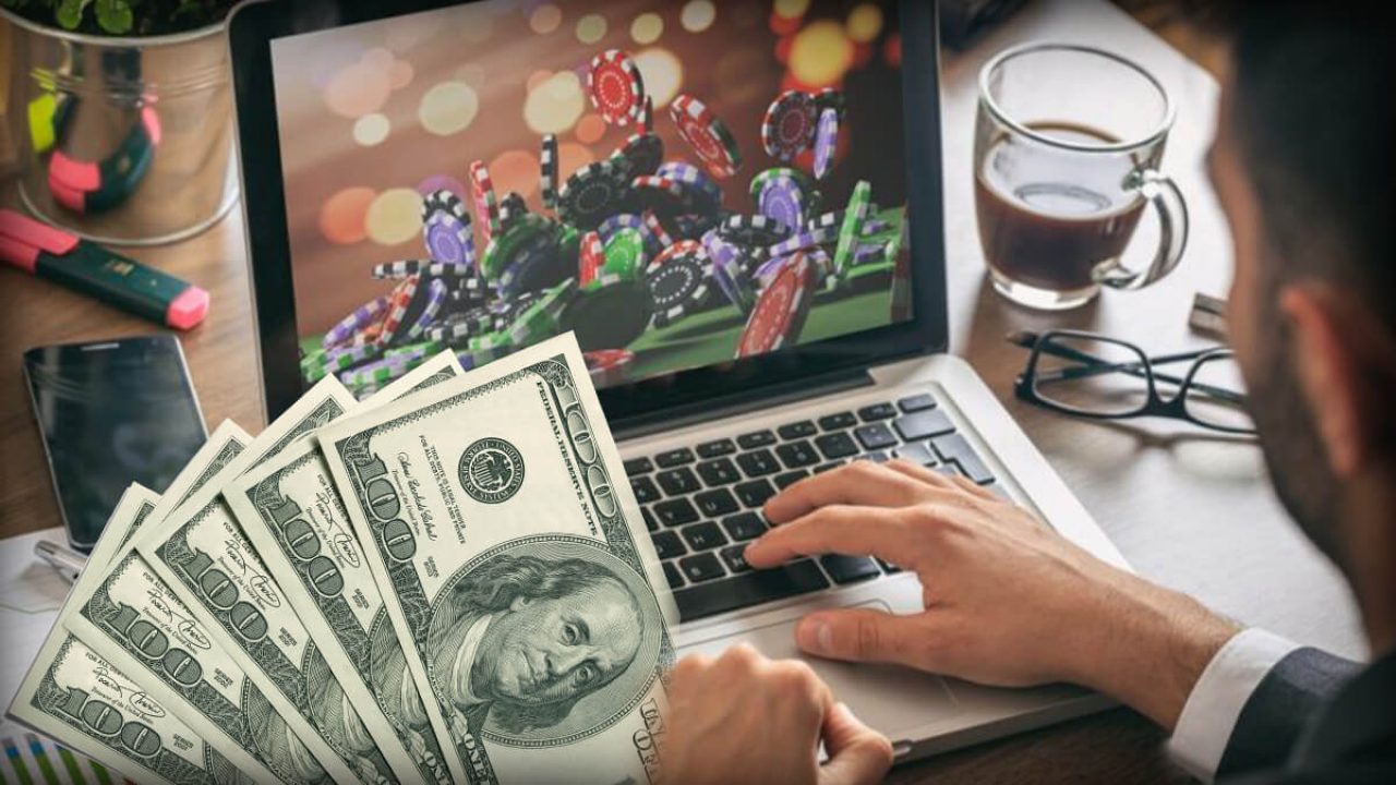 How Much Do Online Casinos Make